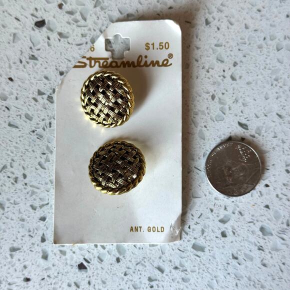 2 1980s Vintage Streamline Antique Gold Domed Lattice Shank Buttons On Card 7/8" - Picture 1 of 5